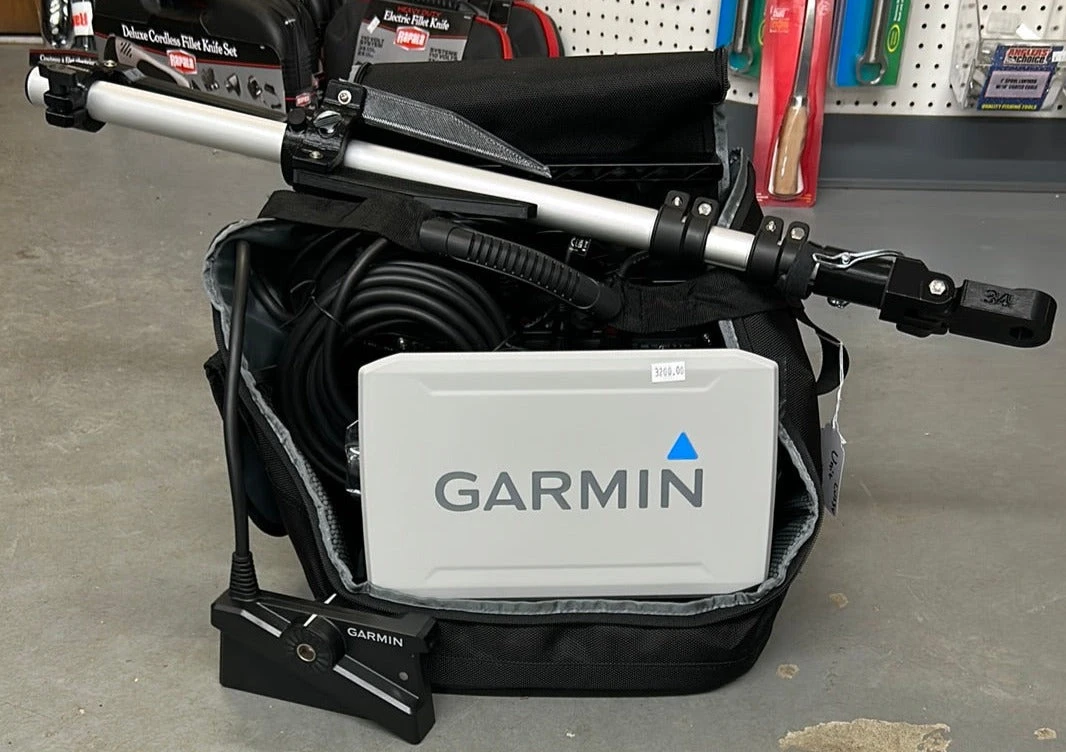 Garmin "DA Exclusive" Livescope PLUS Bundle